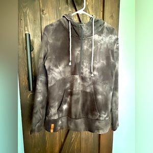 Women’s Ampersand 3/4 zip hoodie